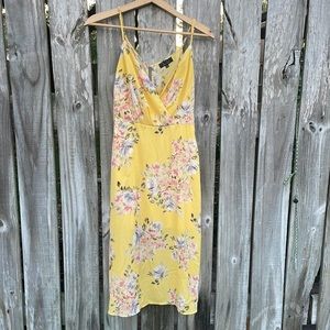 Trixxi Pale Yellow Floral Dress Sz L